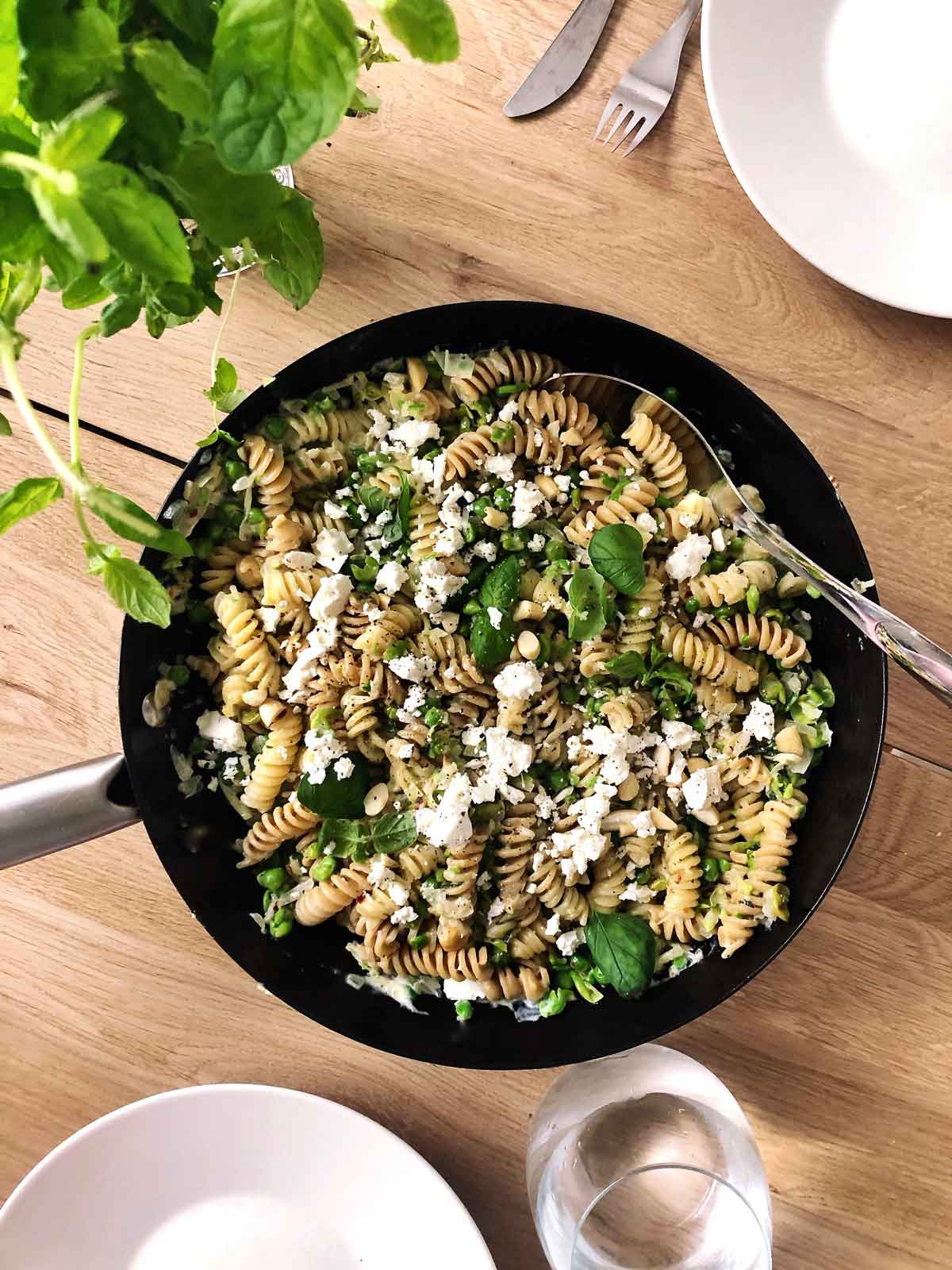 Kermainen Hernepasta Vegeviettelys kermainen-hernepasta-vegeviettelys
