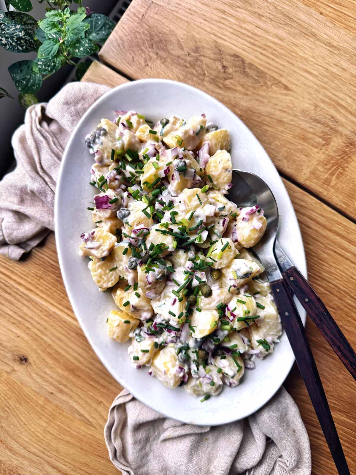 Vegaaninen perunasalaatti - Vegeviettelys